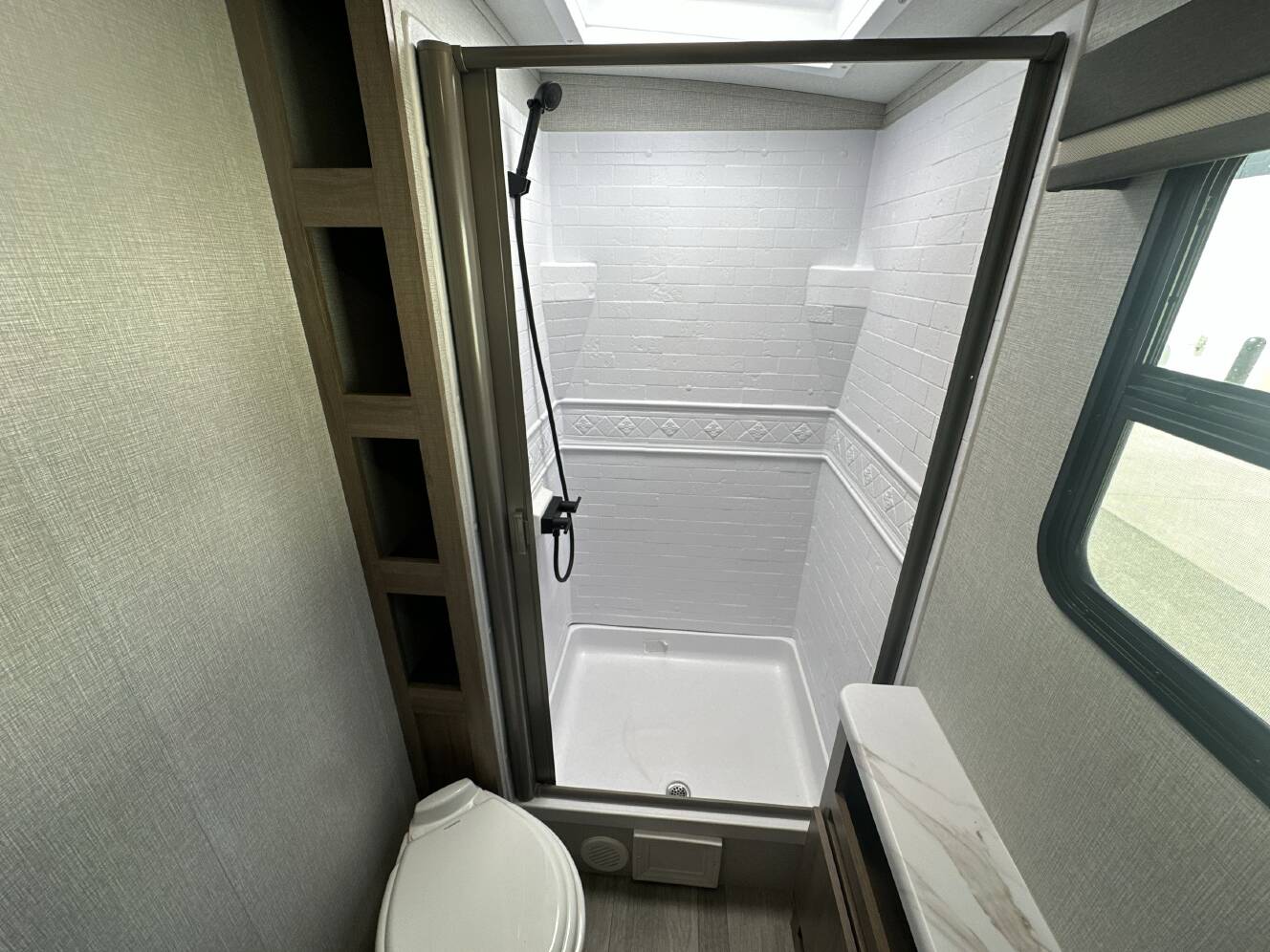 A photo of this 2023 Grand Design IMAGINE 2800BH