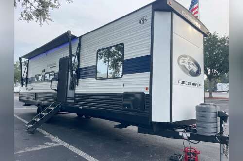 2025 Forest River TIMBERWOLF 39TN in dover FL