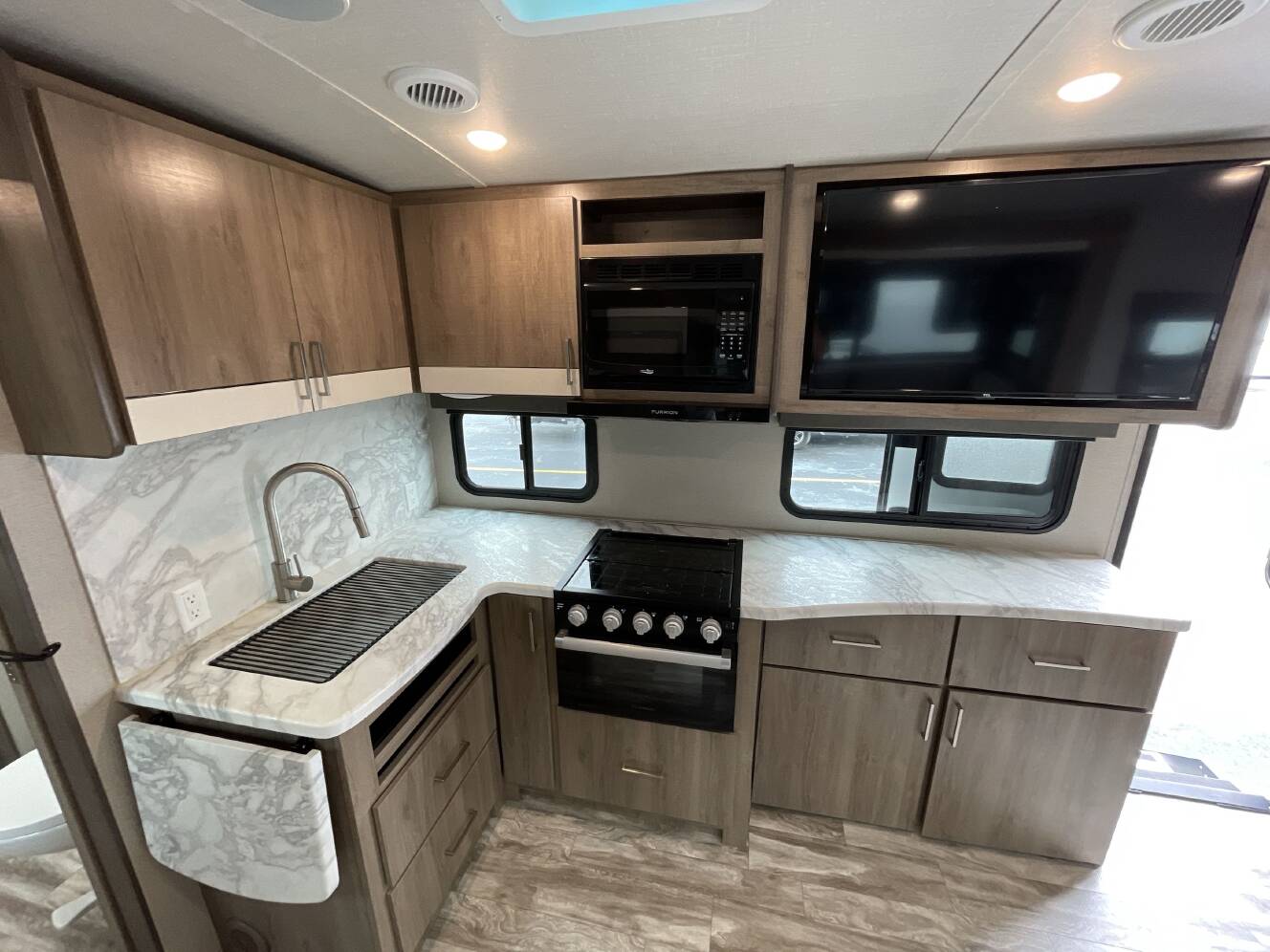A photo of this 2021 Grand Design IMAGINE 2500RL