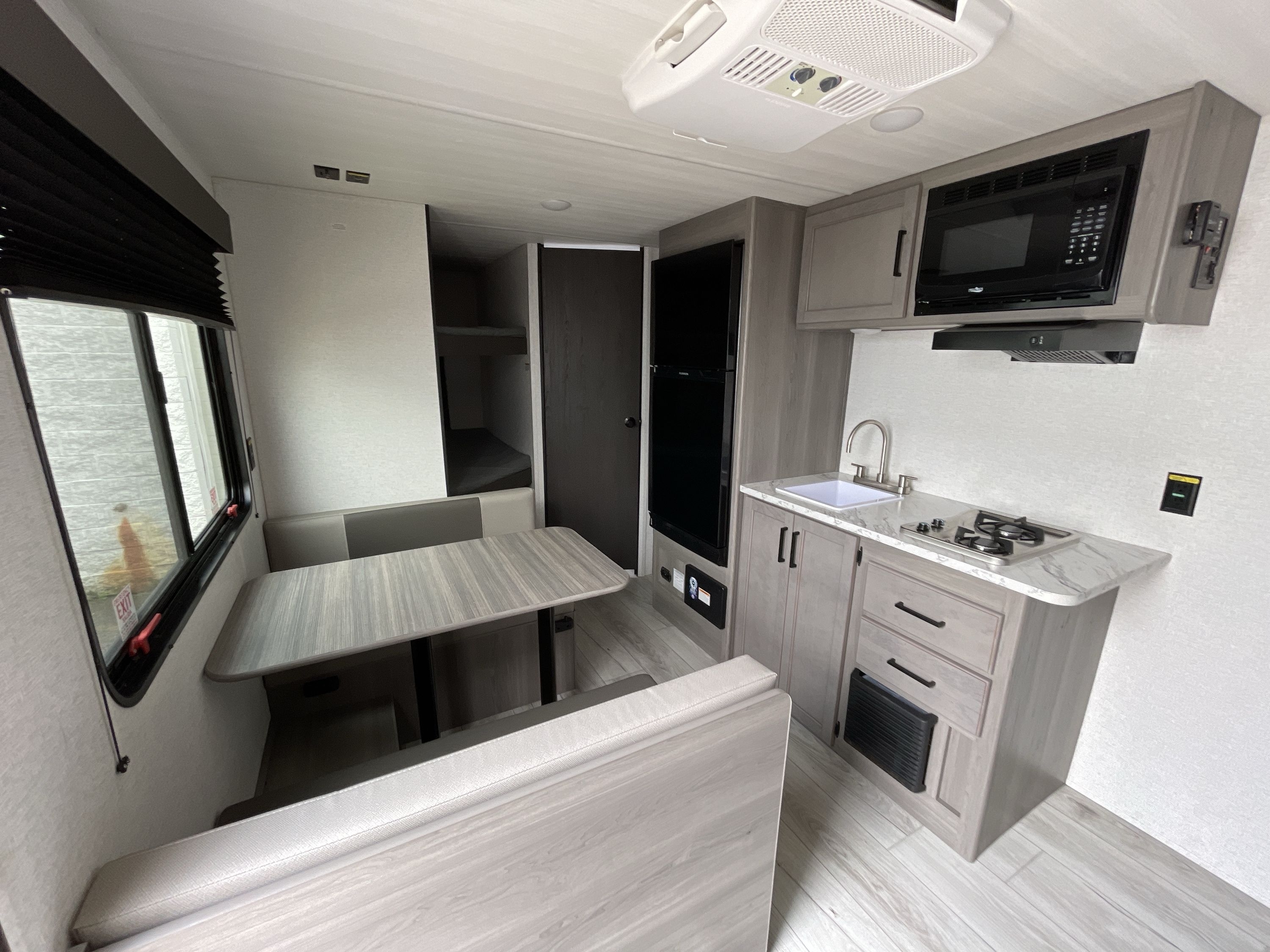 2025 Keystone HIDEOUT SPORT 230MBBH in west coxsackie NY