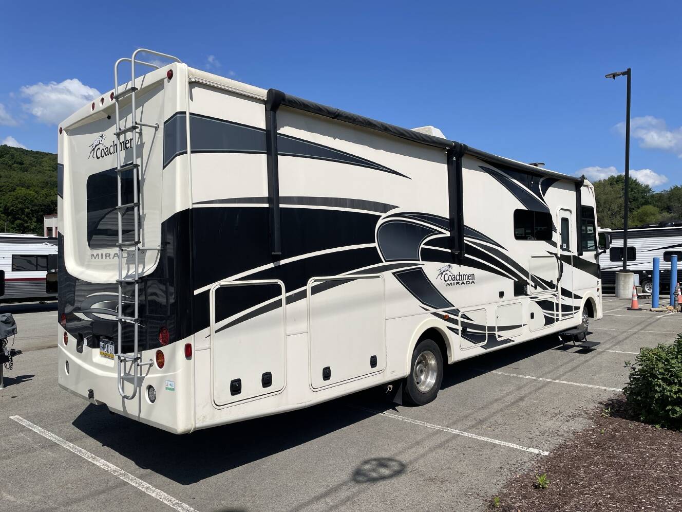A photo of this 2021 Coachmen MIRADA 32SS