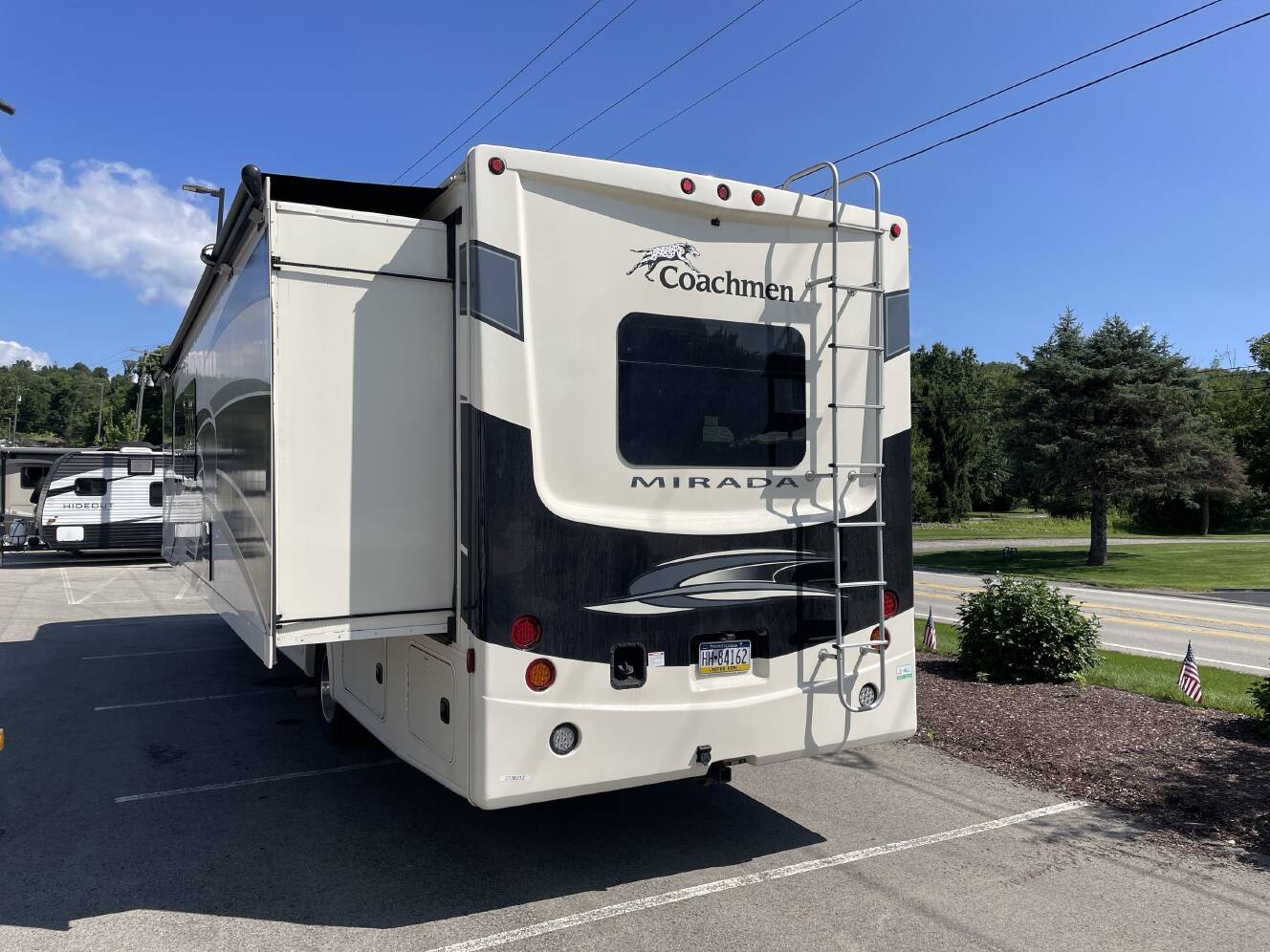 A photo of this 2021 Coachmen MIRADA 32SS