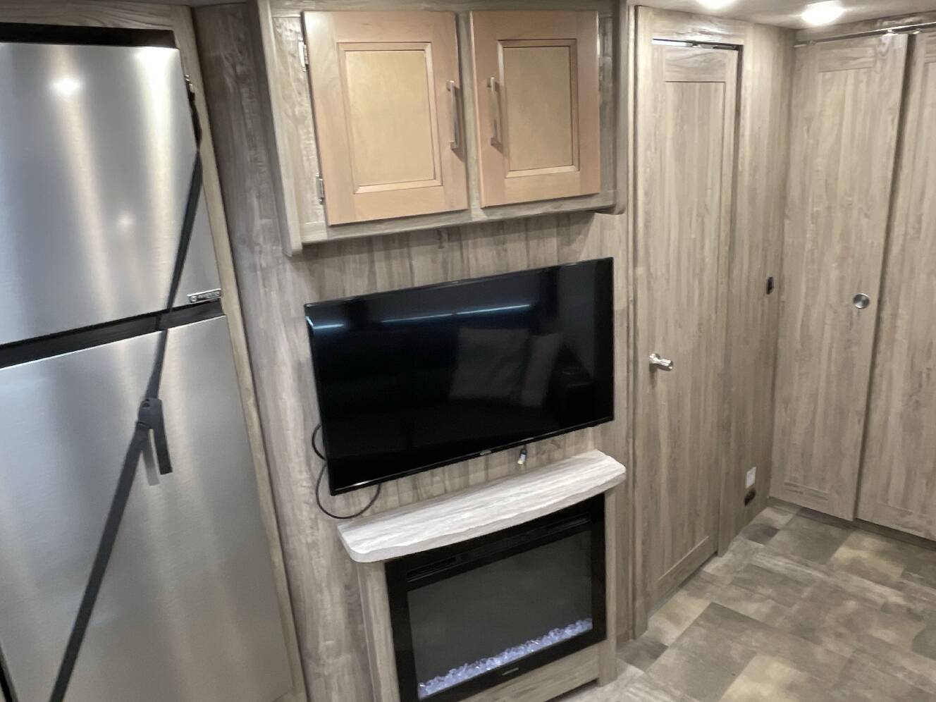 A photo of this 2021 Coachmen MIRADA 32SS