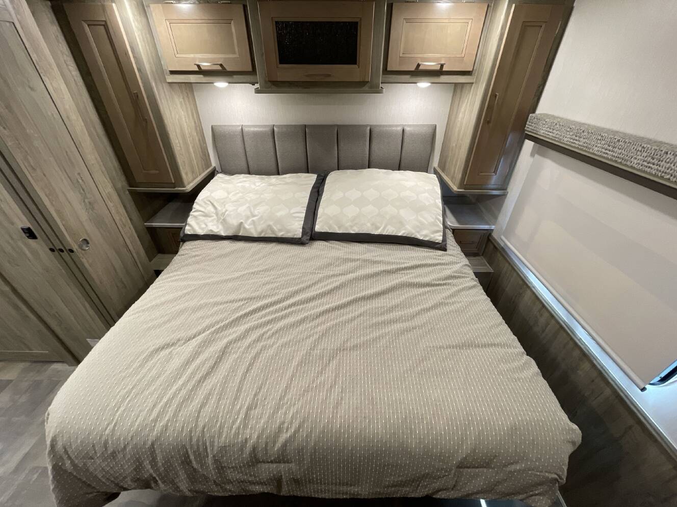 A photo of this 2021 Coachmen MIRADA 32SS