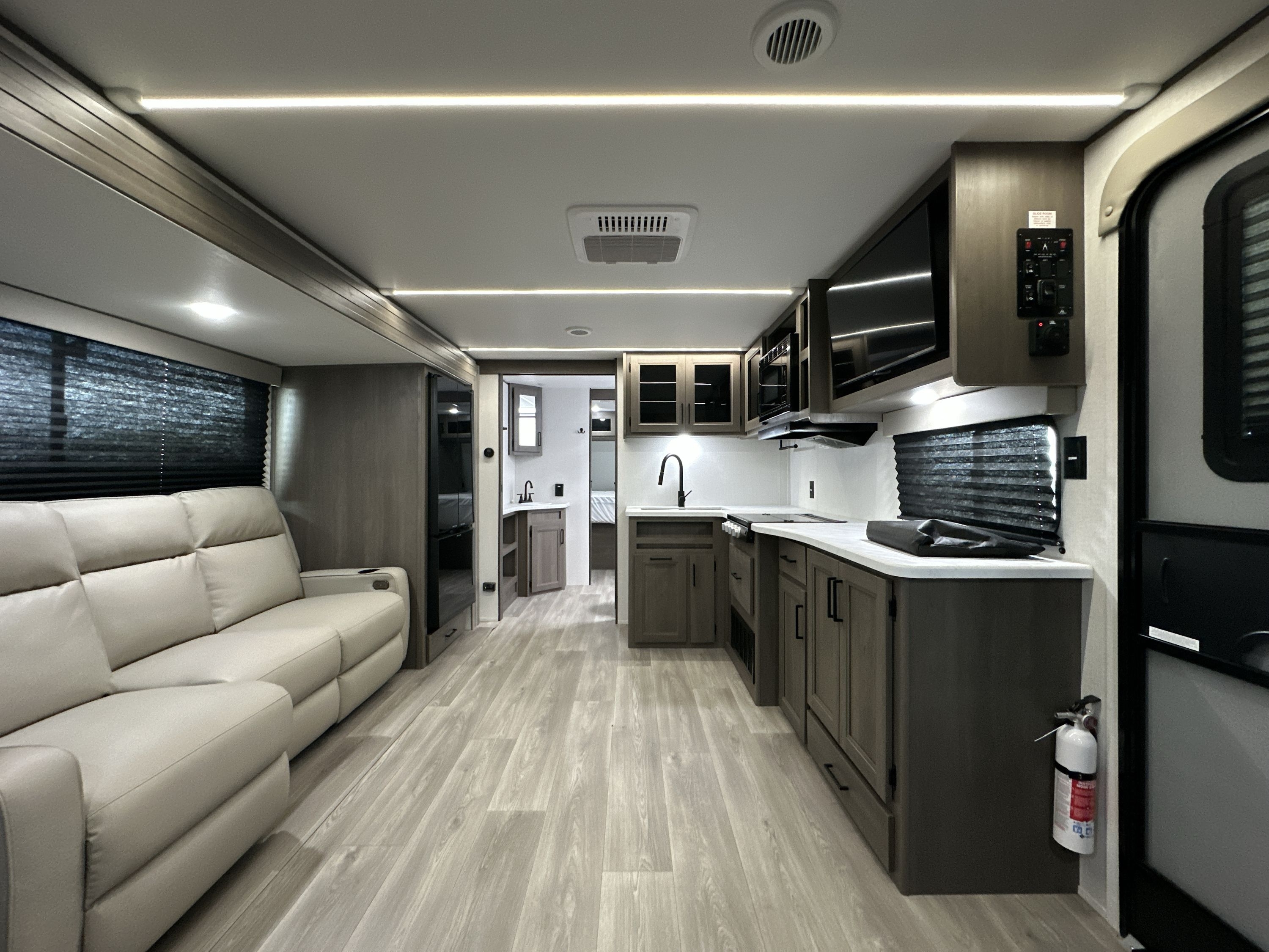 2026 Grand Design TRANSCEND 245RLT in bowling green KY