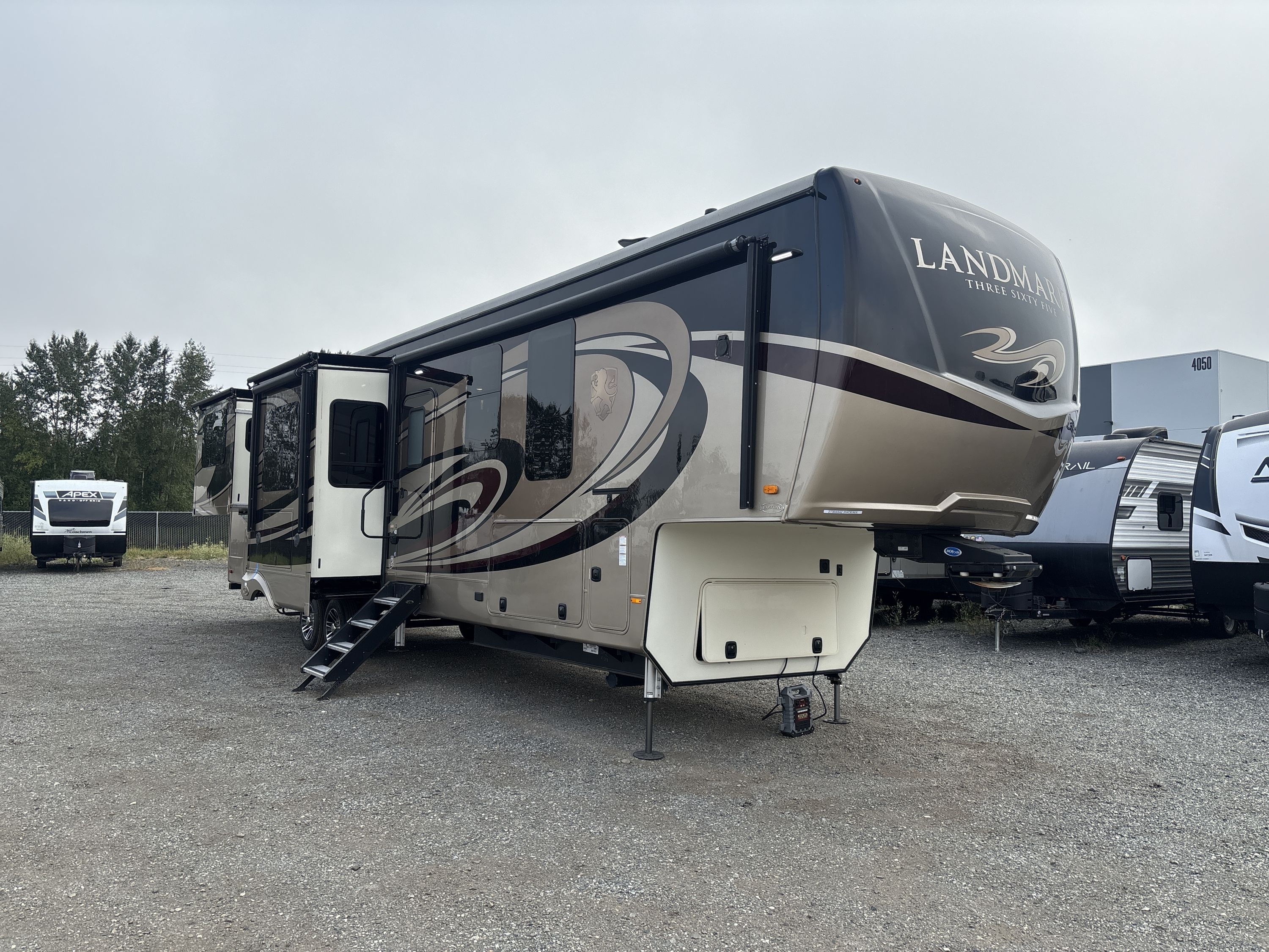 2020 Heartland LANDMARK PHOENIX RV