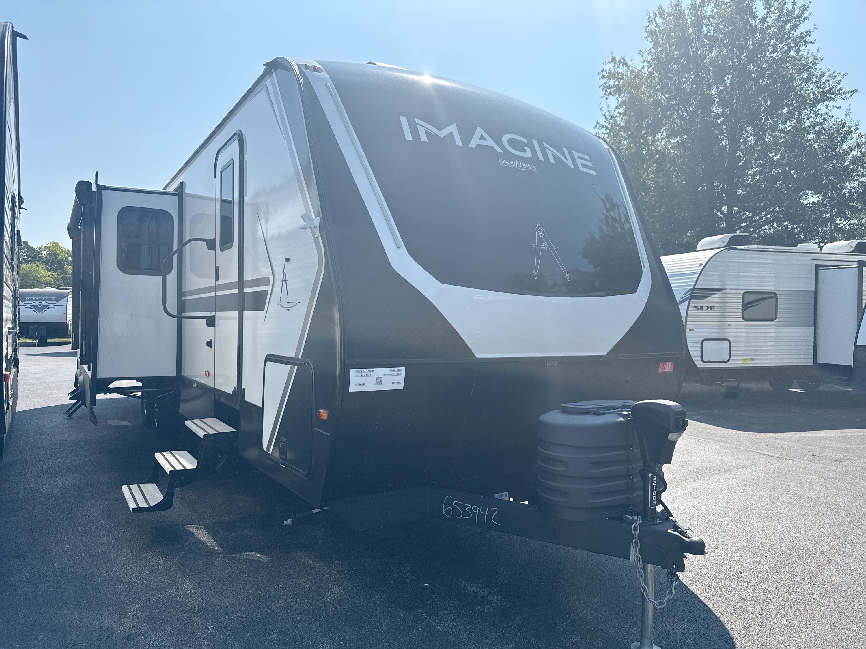 2025 Grand Design IMAGINE 3210BH in georgetown KY