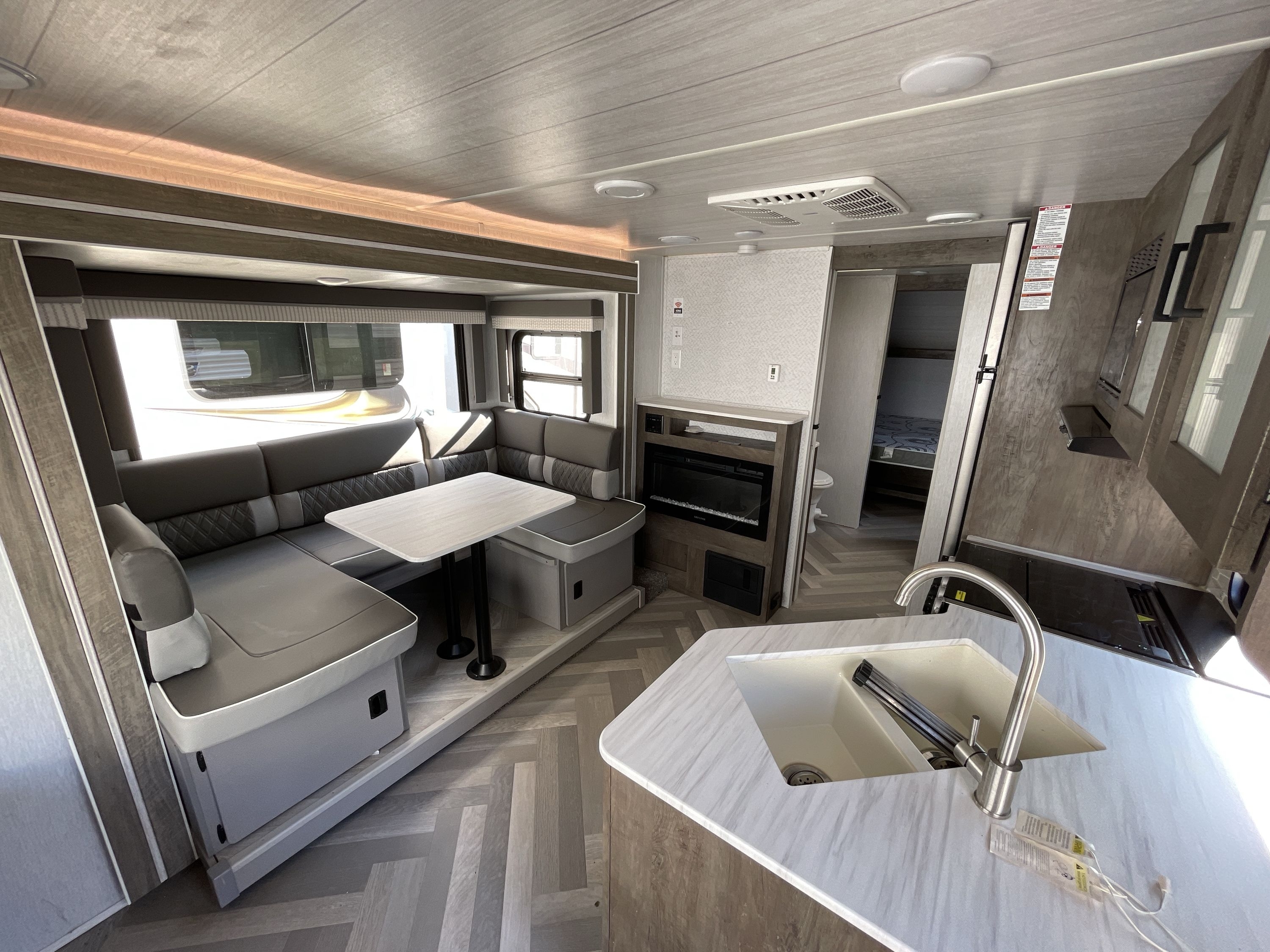 2022 Forest River SALEM CRUISE LITE 24RLXL in grand rapids MI