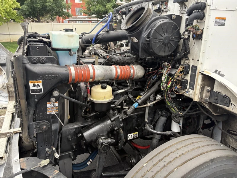 2012 PETERBILT 337