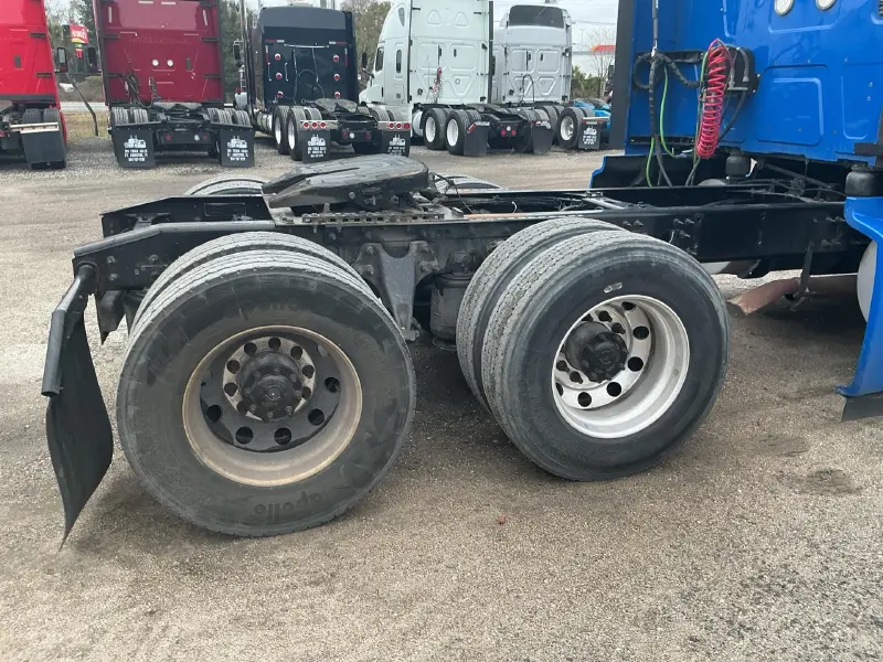 2019 INTERNATIONAL LT625