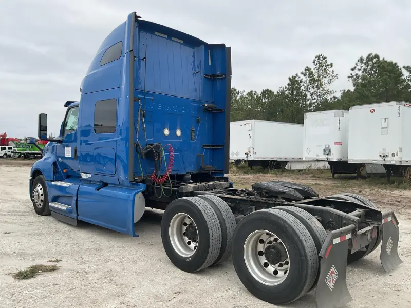 2019 INTERNATIONAL LT625