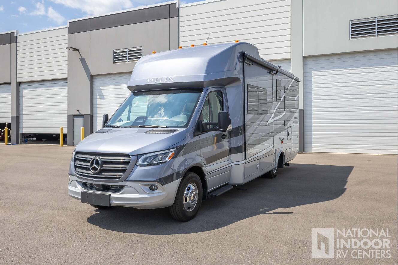 A photo of this 2027 Tiffin Motorhomes Wayfarer 25XLW