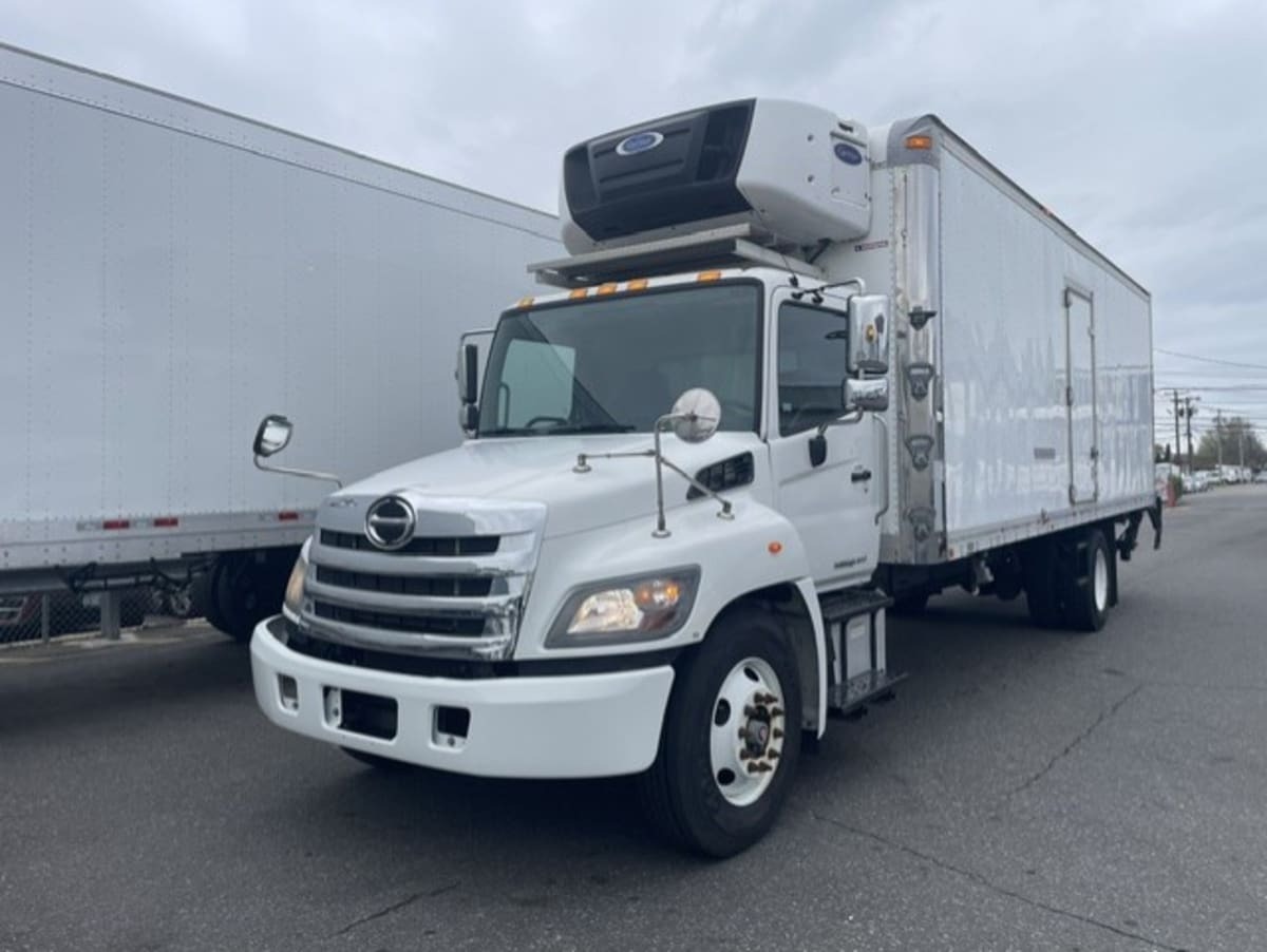 2020 HINO HINO 338 in Farmingdale, NY