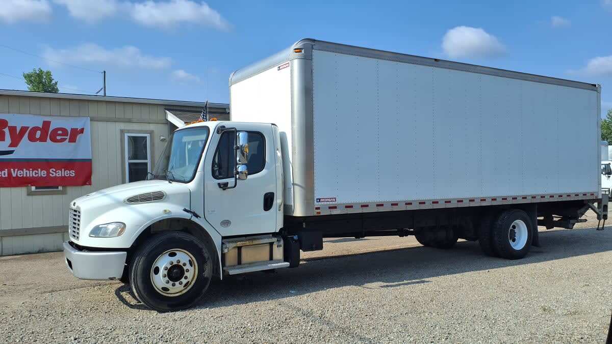 2019 FREIGHTLINER BUSINESS CLASS M2 106 in Cincinnati, OH