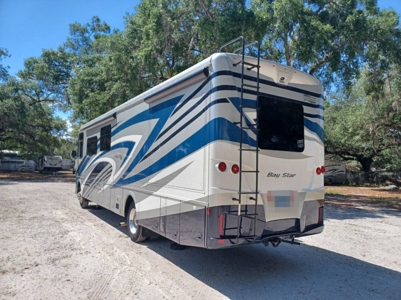 A photo of this 2022 Newmar BAY STAR 3626
