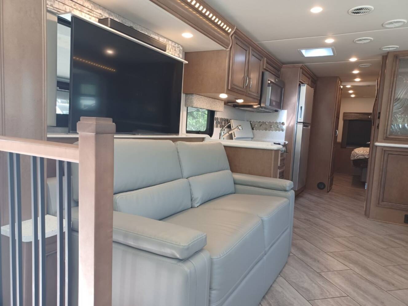 A photo of this 2022 Newmar BAY STAR 3626
