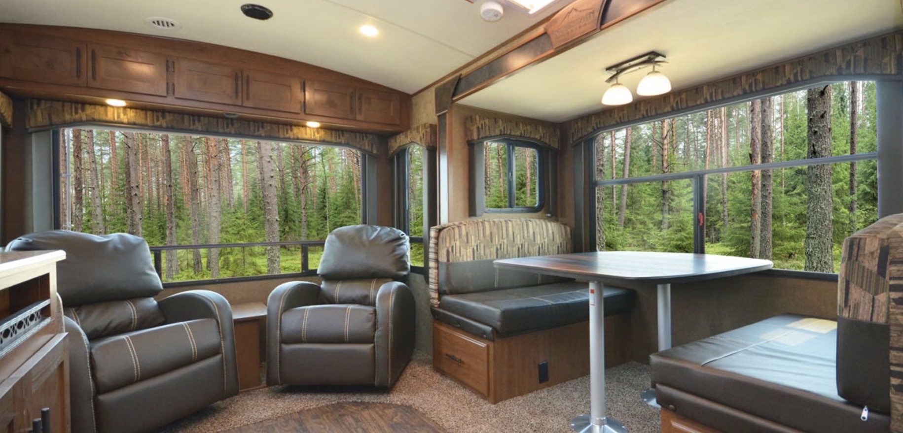 2019 Outdoors Rv TIMBER RIDGE MOUNTAIN SERIES 24RLS RV