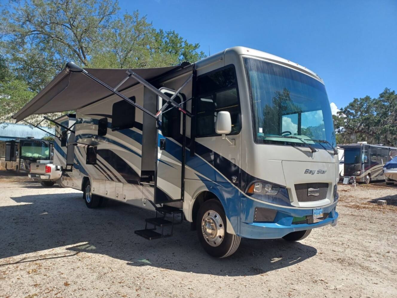 A photo of this 2022 Newmar BAY STAR 3626