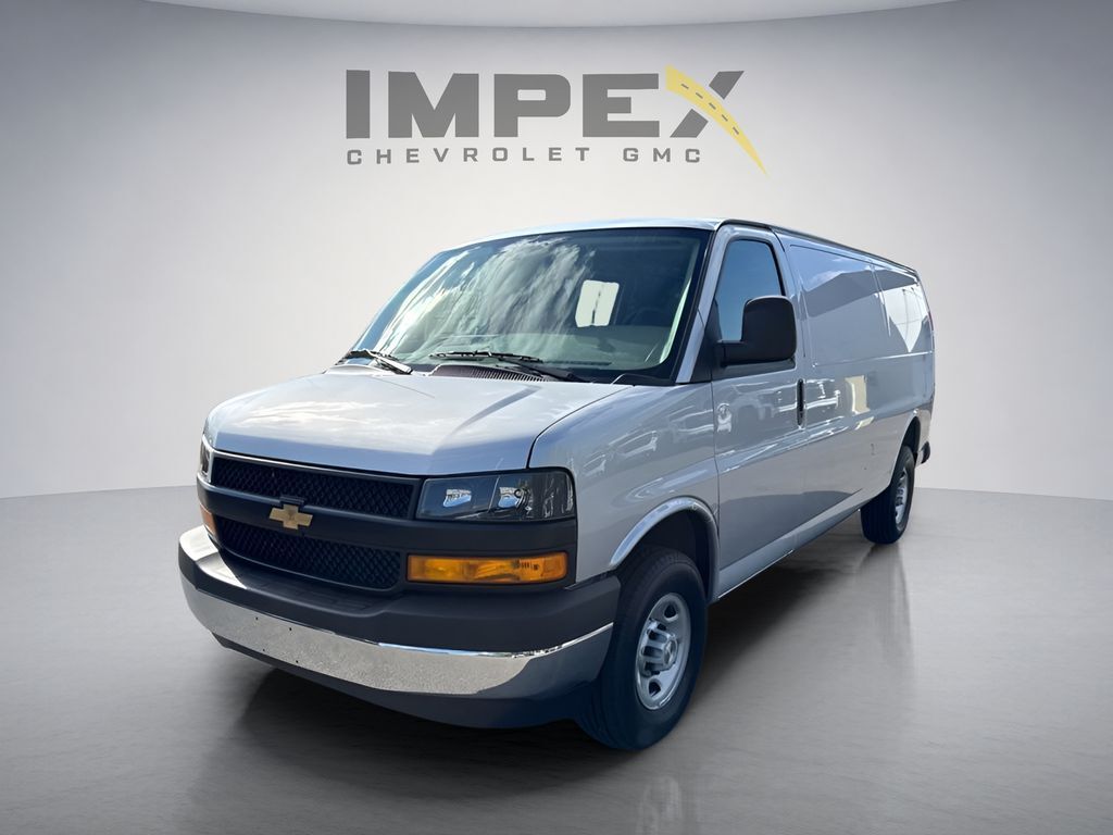 2026 CHEVROLET Express 3500 in Reidsville, NC