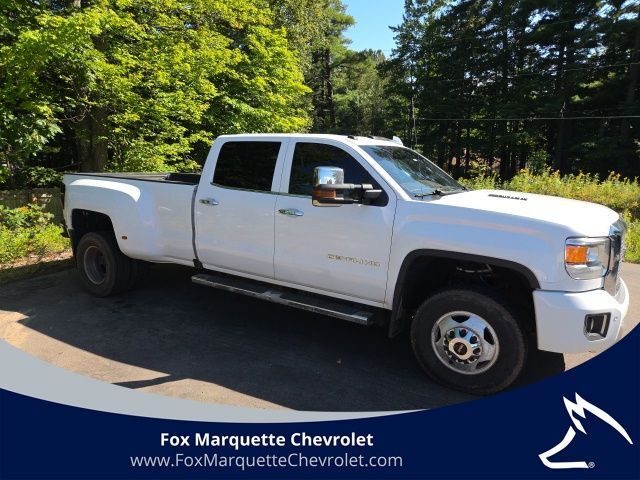 2016 GMC SIERRA in Marquette, MI