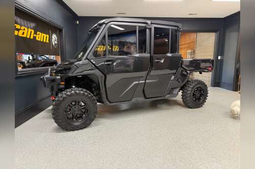 2026 Can-Am Defender MAX Lone Star CAB HD11 in iron station NC