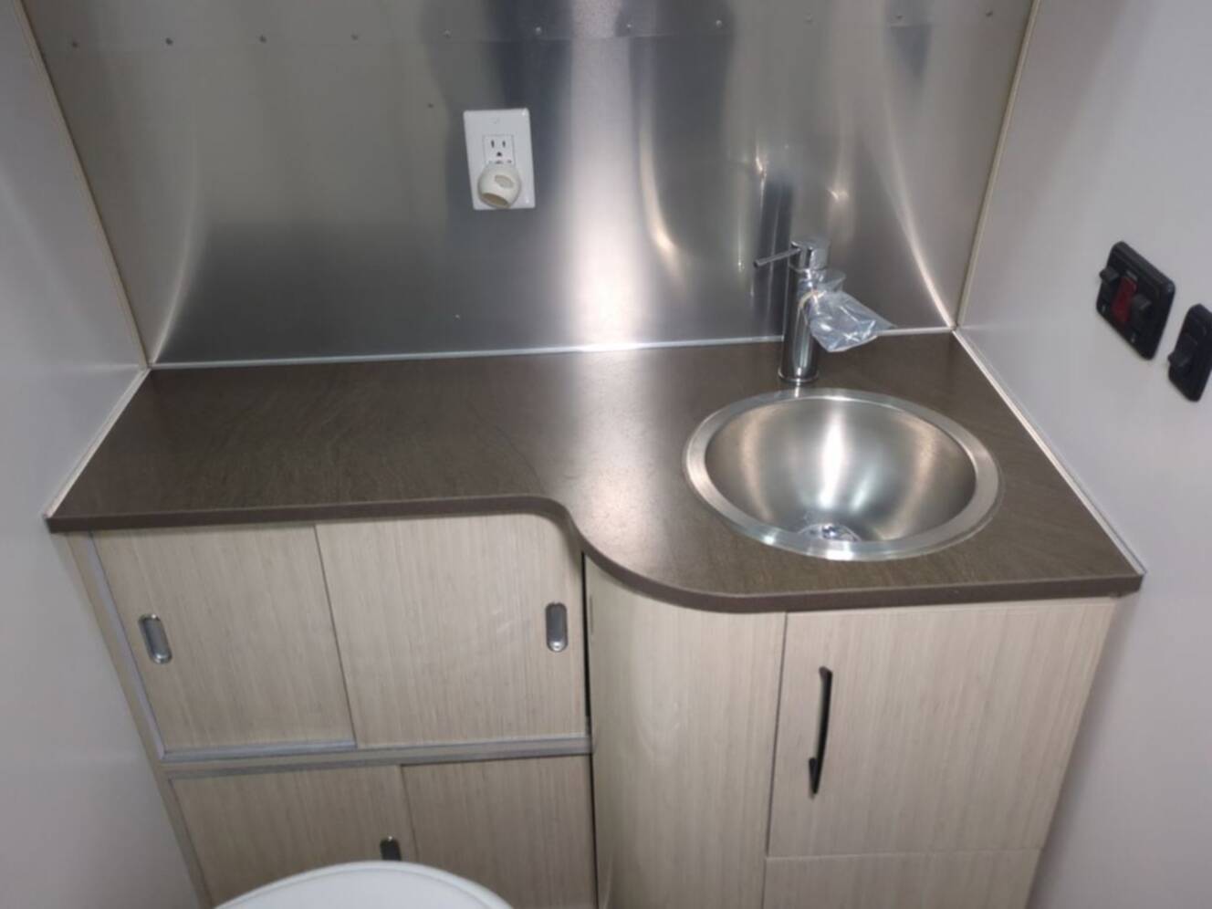 A photo of this 2020 Airstream International Serenity 27FB Twin