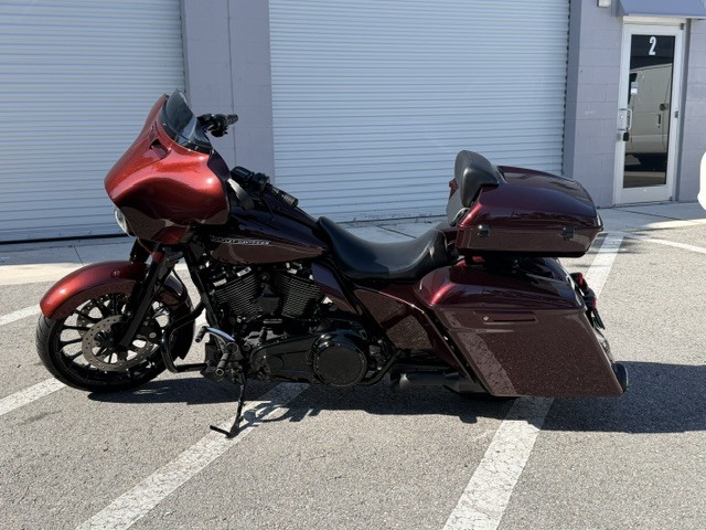 2018 Harley-Davidson STREET GLIDE FLHXS FLHXS in Seminole, FL
