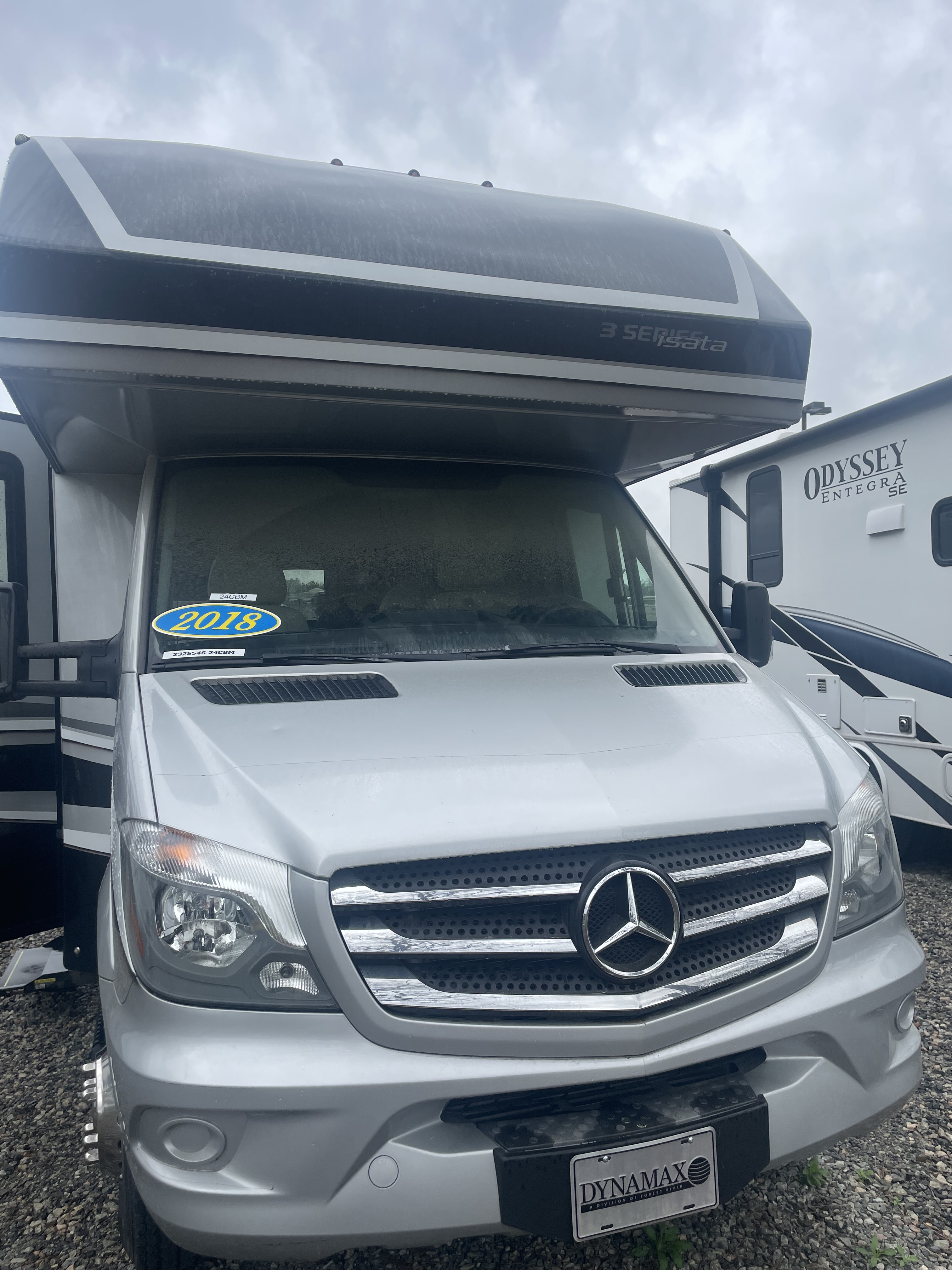 2018 Dynamax Corp ISATA 3 SERIES 24FW RV