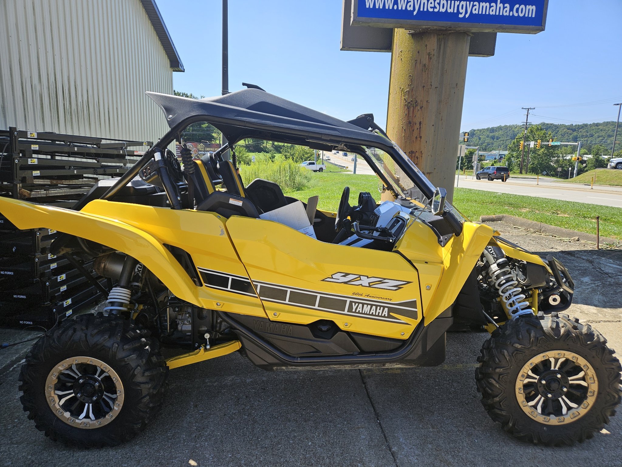2016 Yamaha YXZ1000R SE in waynesburg PA