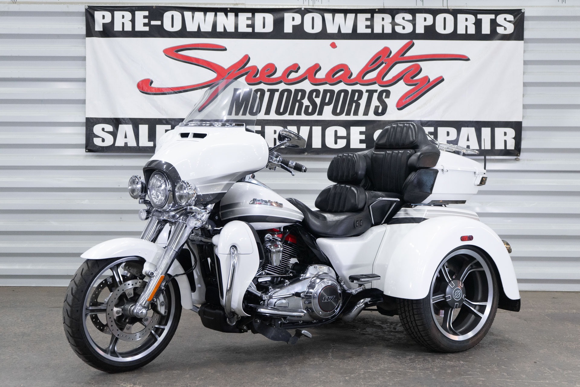 2020 Harley-Davidson CVO™ Tri Glide® CVO in Sacramento, CA