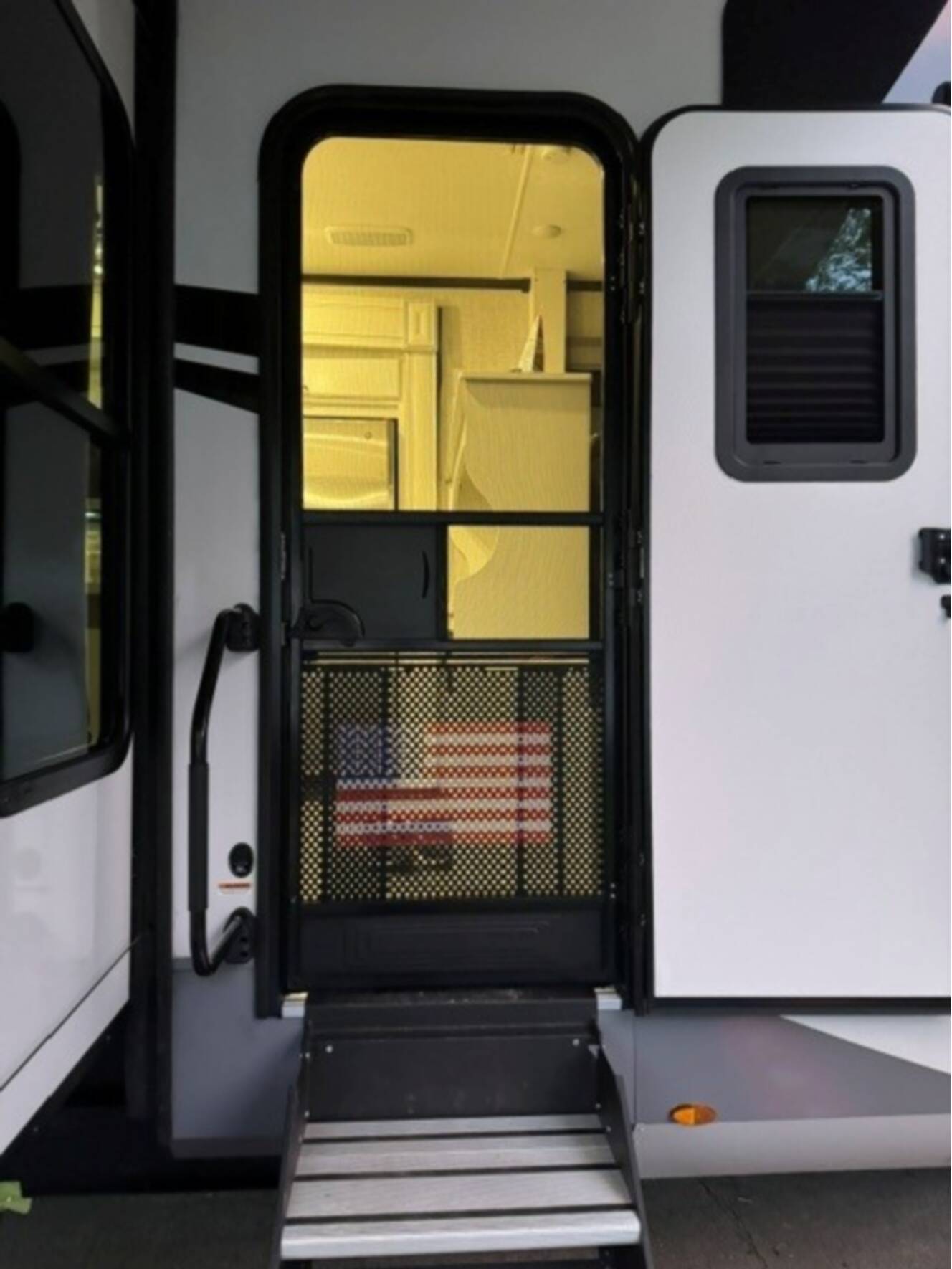 A photo of this 2024 Highland Ridge OPEN RANGE 373RBS
