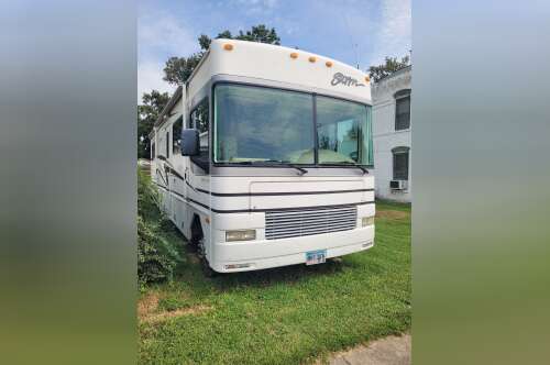 2003 Fleetwood STORM 31A in albany MO