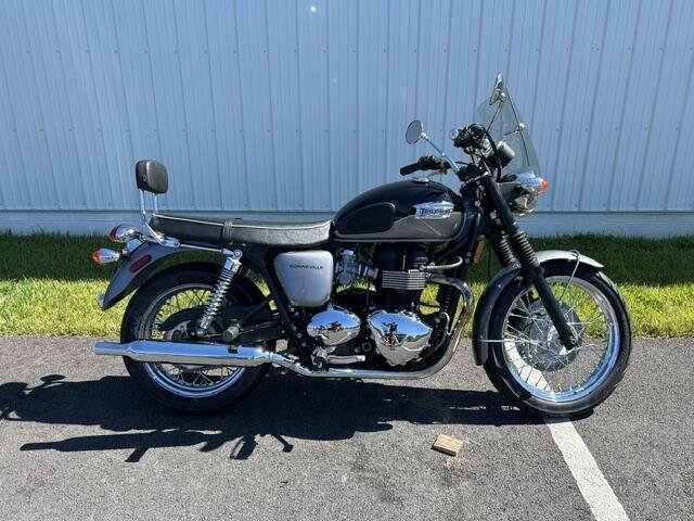 2012 Triumph Bonneville T-100 T100 in Tyrone, PA