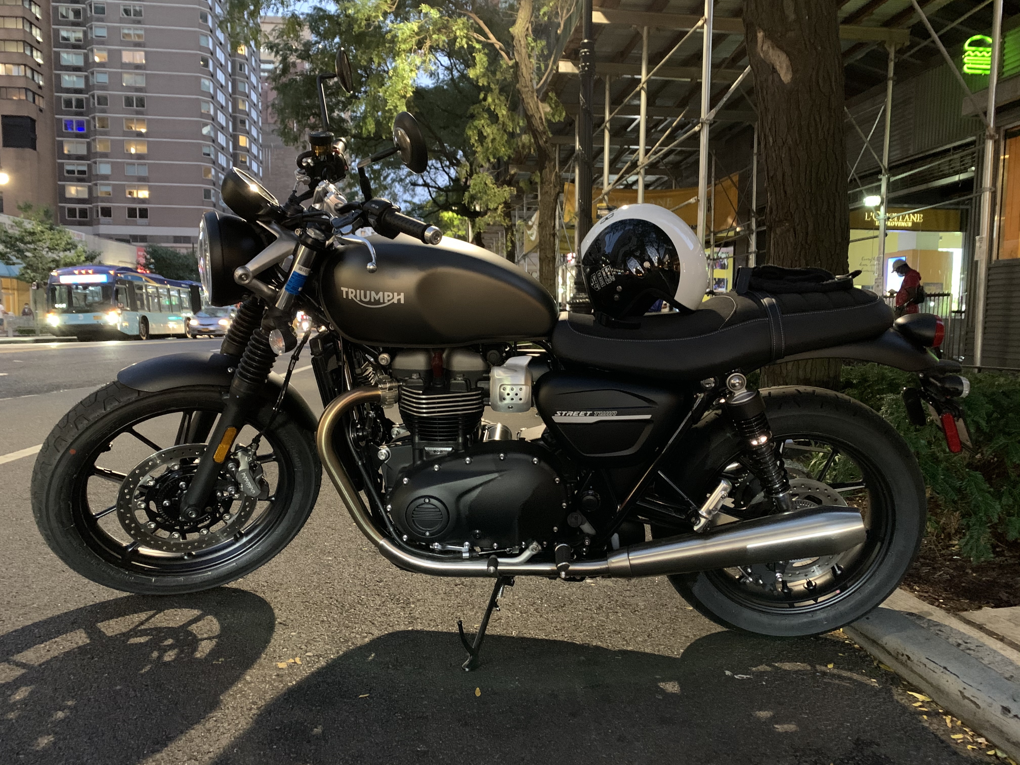 2020 Triumph STREET TWIN ABS ABS in New York, NY