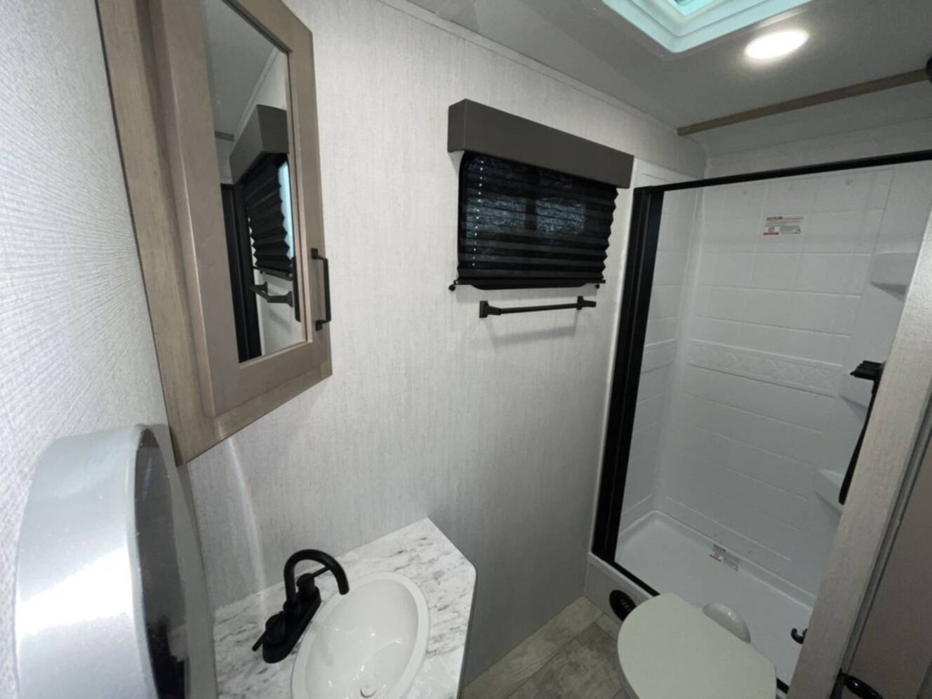 A photo of this 2024 Grand Design Momentum MAV22