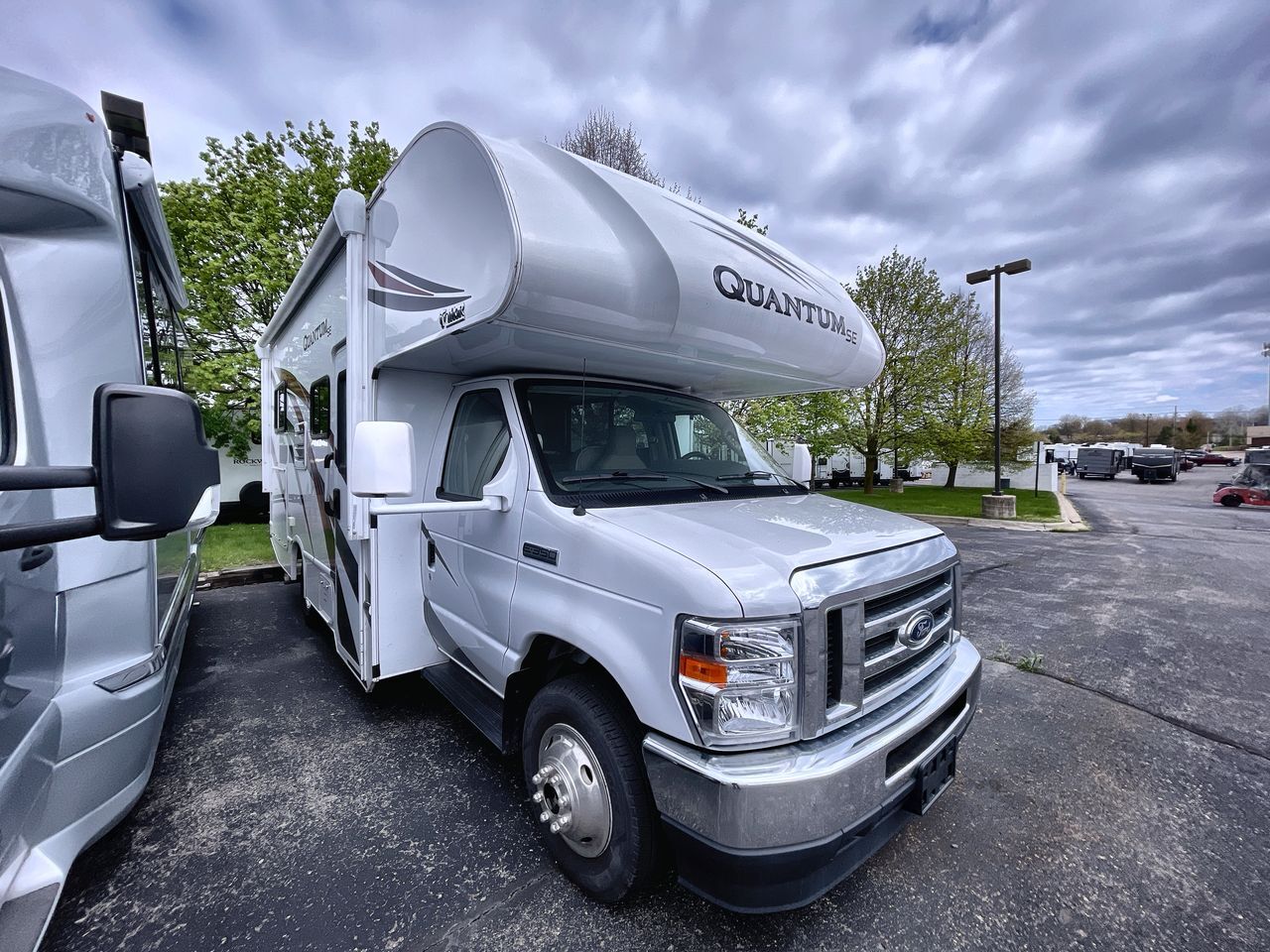 2023 Thor Motor Coach Quantum 22SE in auburn hills MI