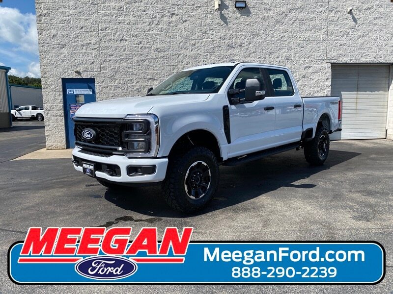 2027 FORD F250 in Connellsville, PA