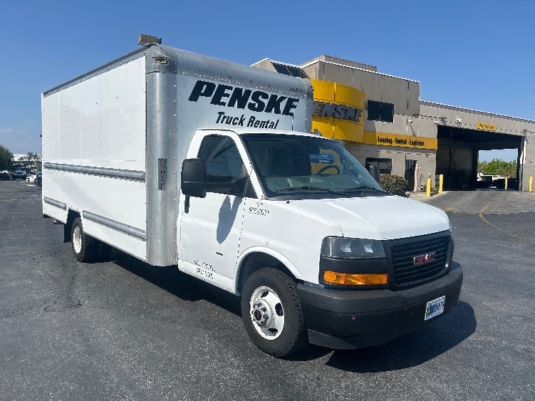 2021 GMC SAVANA in Fresno, CA