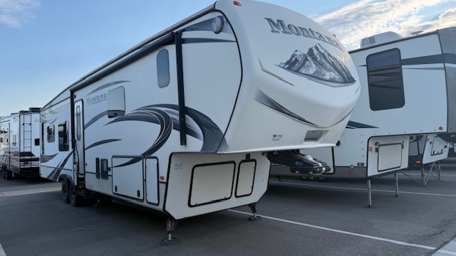 2015 Keystone MONTANA 3910FB RV