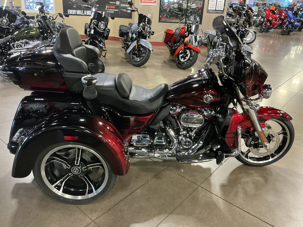 2022 Harley-Davidson Trike CVO Tri Glide CVO in Peoria, AZ