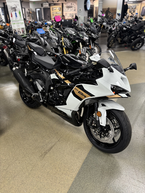 2026 Kawasaki Ninja ZX-6R ABS ABS in Baltimore, MD