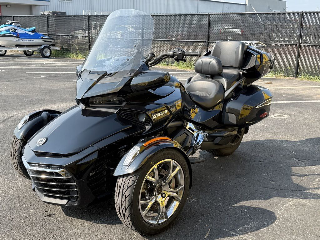 2019 Can-Am Spyder F3 Limited Chrome F3 LIMITED in Myrtle Beach, SC