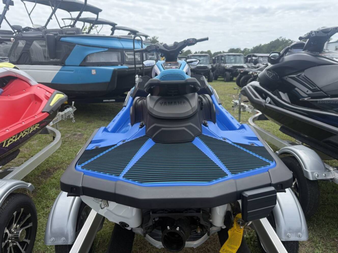A photo of this 2026 Yamaha Jetblaster DLX 2-Up