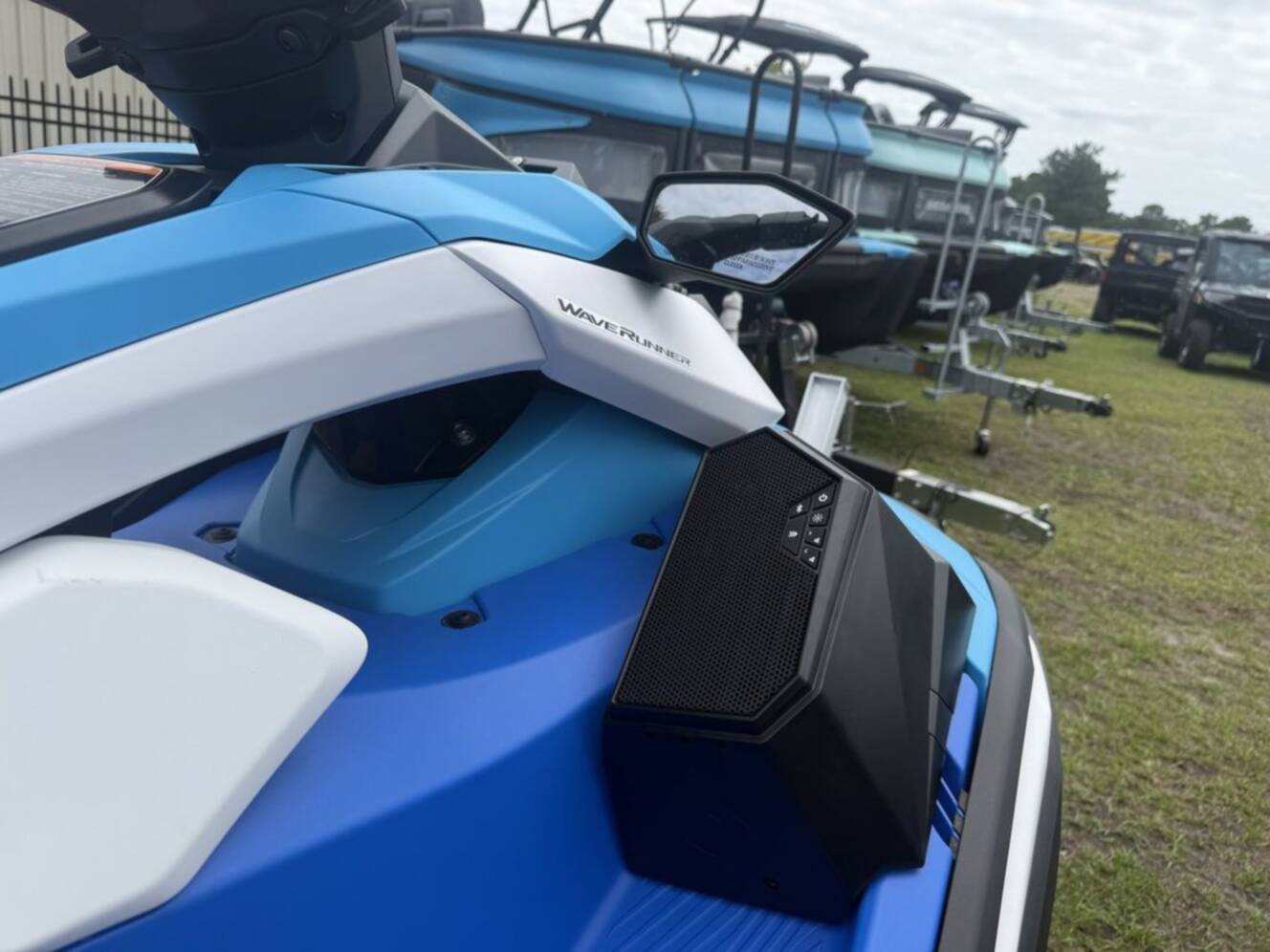 A photo of this 2026 Yamaha Jetblaster DLX 2-Up