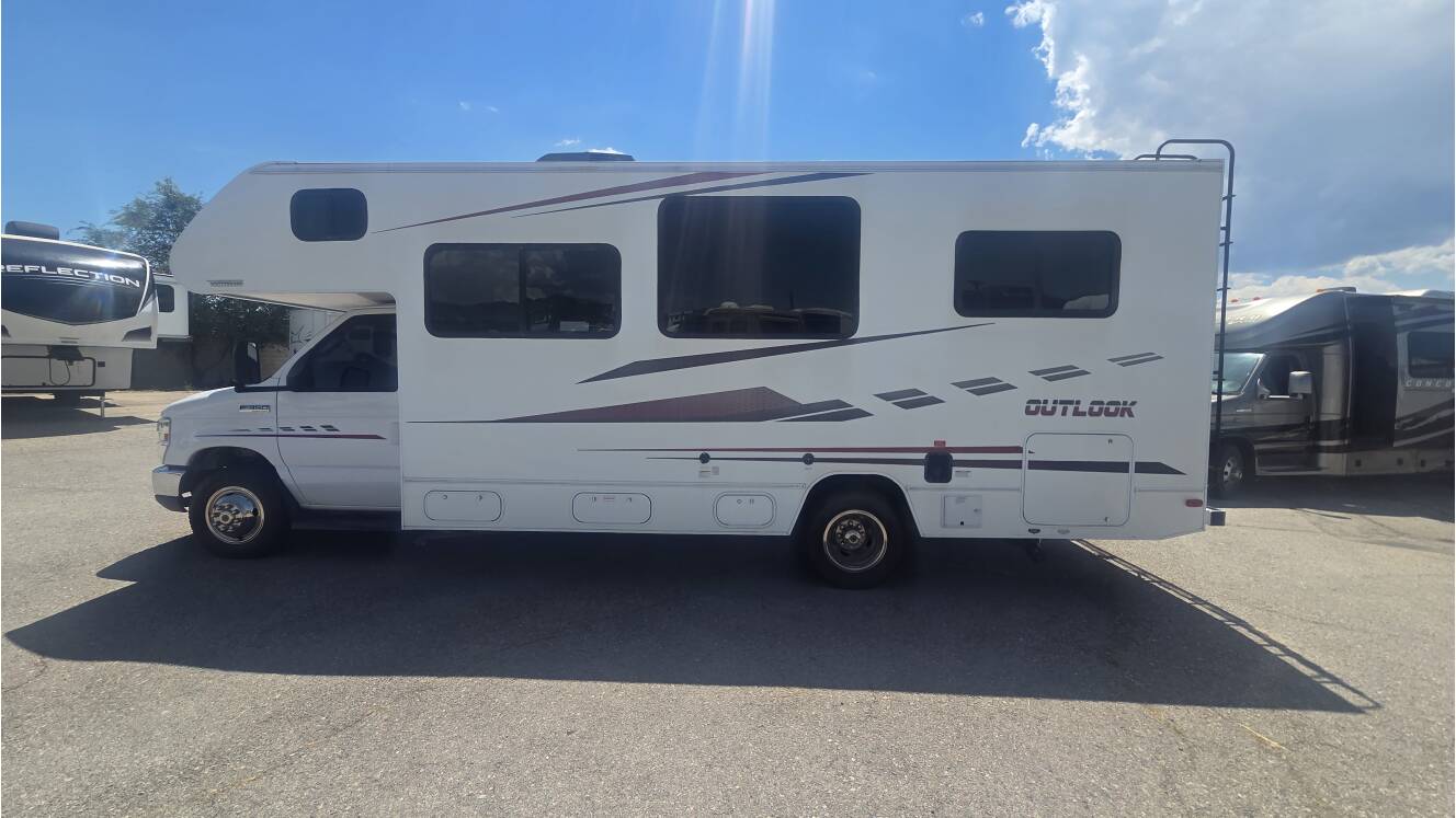 A photo of this 2019 Winnebago Outlook 25J
