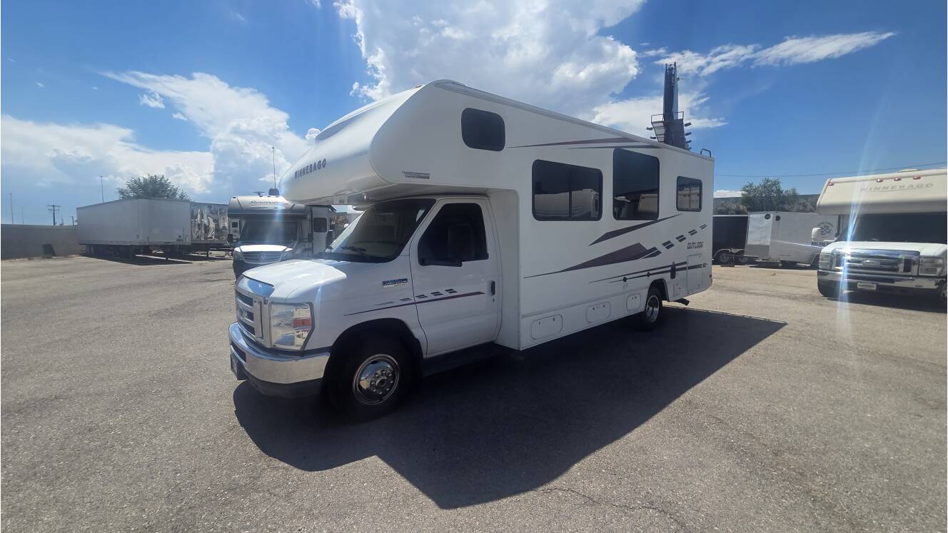 A photo of this 2019 Winnebago Outlook 25J