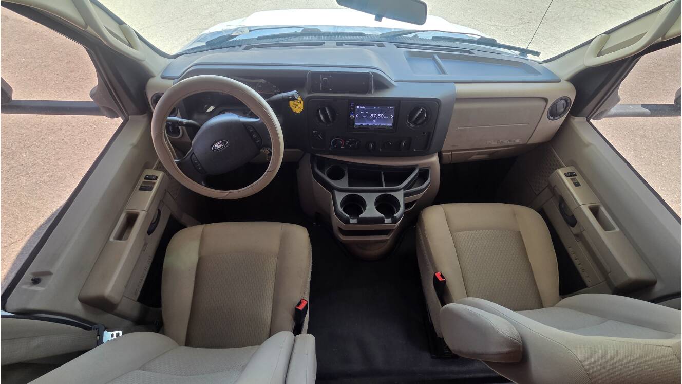 A photo of this 2019 Winnebago Outlook 25J