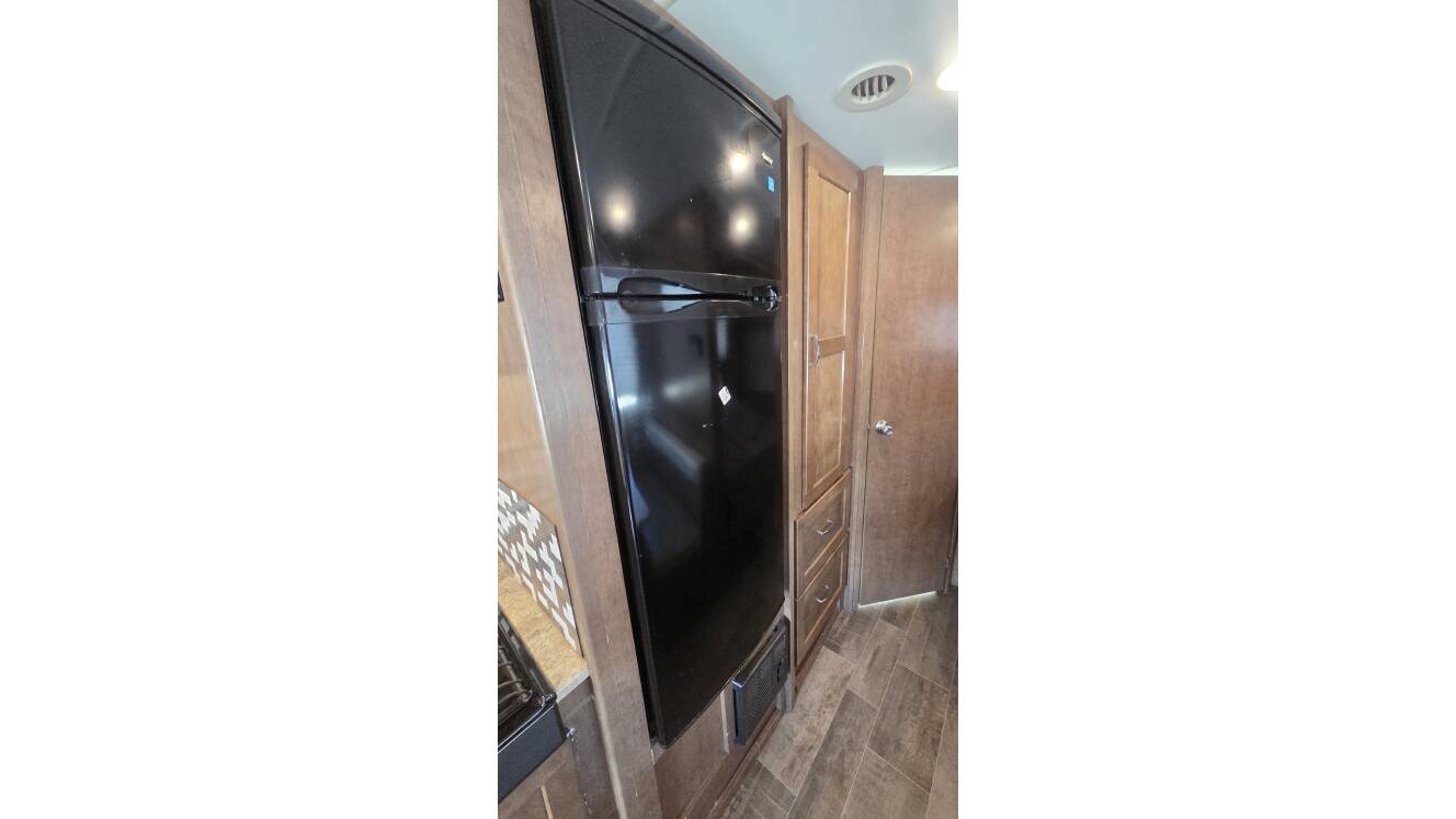 A photo of this 2019 Winnebago Outlook 25J