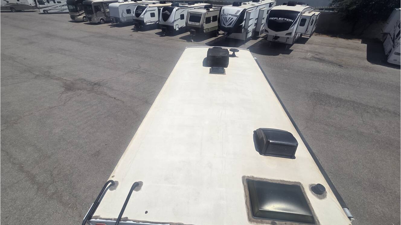 A photo of this 2019 Winnebago Outlook 25J