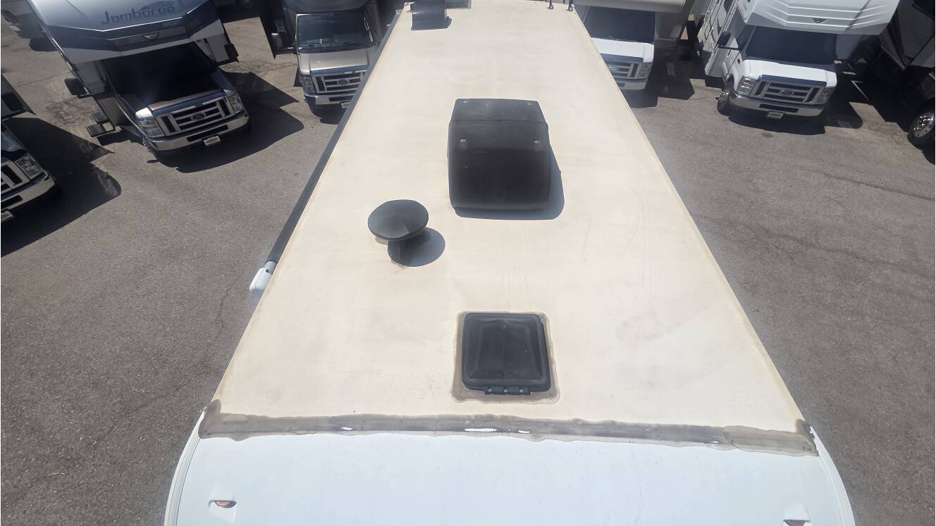 A photo of this 2019 Winnebago Outlook 25J